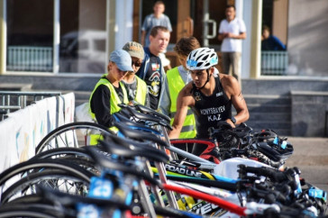 Фотография к новости: Казахстан завоевал две медали на чемпионате Азии по триатлону