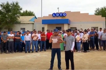 Фотография к новости: Закрыть лотерейный клуб требуют жители села на западе Казахстана