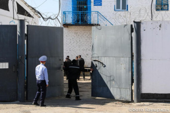 Фотография к новости: Осуждённому экс-акиму Кызылординской области заменили реальный срок на ограничение свободы