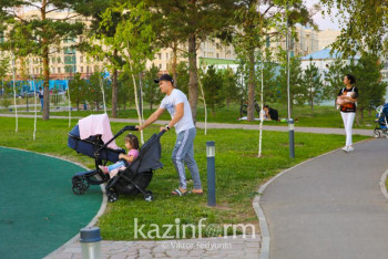 Казахстанские отцы редко пользуются правом выйти в декрет