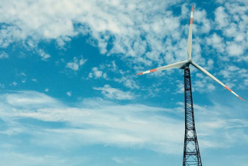 Фотография к новости: Ветровую электростанцию на 100 МВт запустили в Абайской области