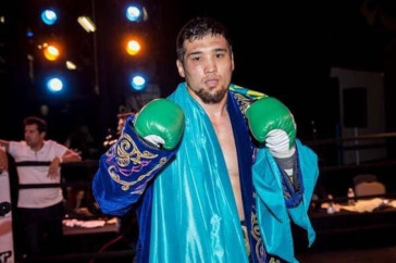 Фотография к новости: Даурен Елеусинов проиграл нокаутом в первом раунде