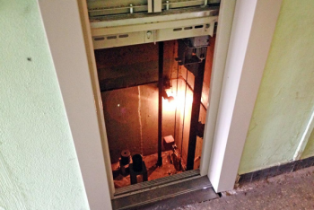 Фотография к новости: Пассажирский лифт упал с третьего этажа на первый в Нур-Султане