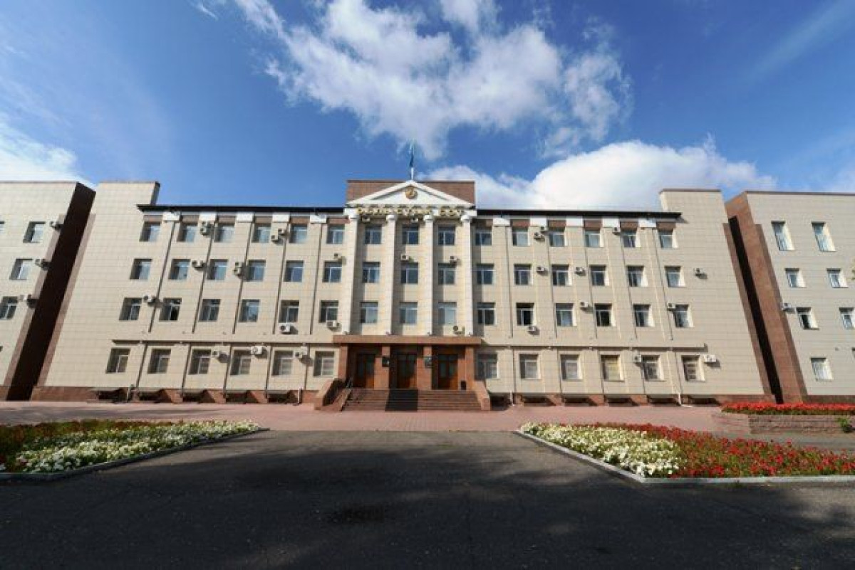 Сразу несколько зданий судов "заминировали" в Павлодарской области