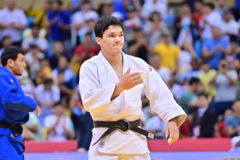 Фотография к новости: Казахстанец выиграл чемпионат Азии по дзюдо