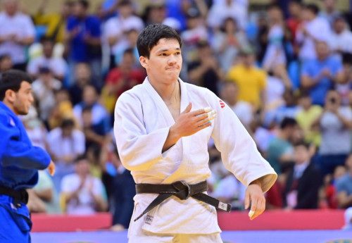 Фотография к новости: Казахстанец выиграл чемпионат Азии по дзюдо