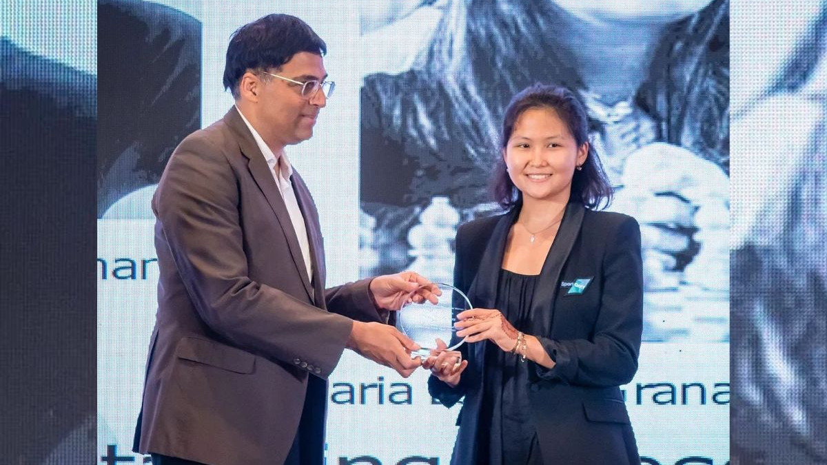 Фотография к новости: Бибисара Асаубаева завоевала титул лучшей шахматистки Азии среди женщин