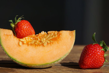 Фотография к новости: Кому опасно есть дыни, рассказала диетолог