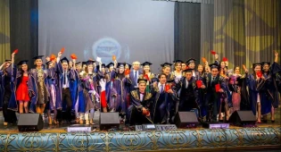 Зарплату повысили преподавателям вузов РК в области культуры и искусства