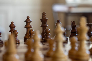 Фотография к новости: Потеря позиций: казахстанские шахматистки проиграли предпоследний тур на Олимпиаде в Индии