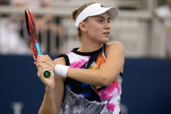 Фотография к новости: С победы начали выступления на "Мастерсе" Рыбакина и Путинцева