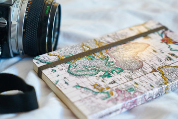 Фотография к новости: Тревел-блогер из Кувейта написал книгу о Казахстане на арабском языке