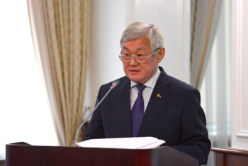 Про Ferrari сына и свои планы на пенсии рассказал бывший премьер Сапарбаев