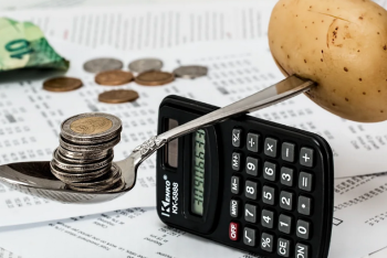 Фотография к новости: 125 миллионов тенге зарплаты задолжали предприятия ЗКО - работодателям грозит уголовная ответственность