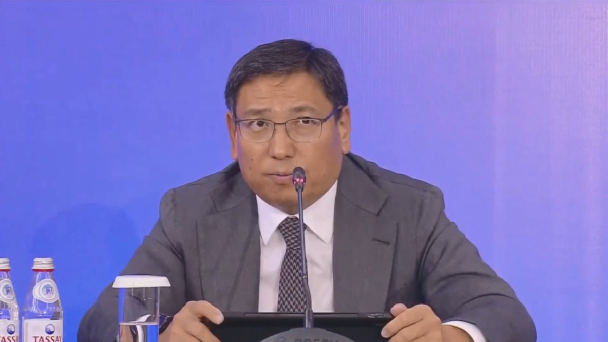 скриншот с трансляции в YouTube