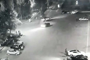 Фотография к новости: Внедорожник перевернулся в центре Нур-Султана