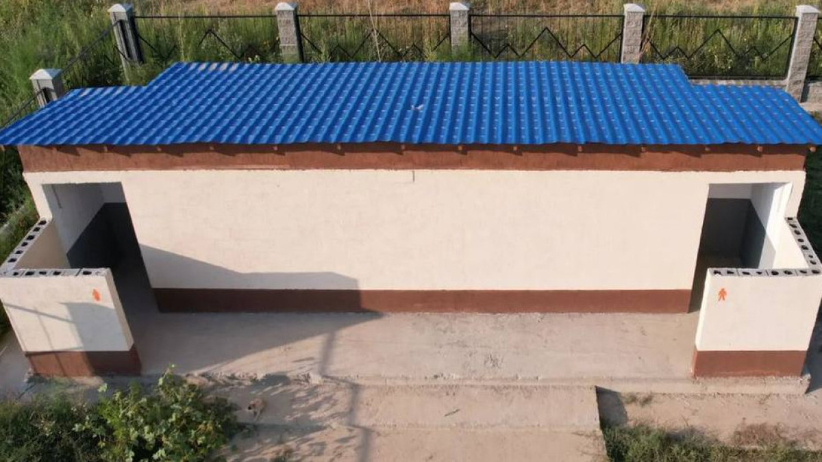 Туалет на улице талгарской школы построен в качестве резервного – BI Group