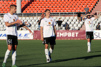 Фотография к новости: Игрокам карагандинского "Шахтёра" несколько месяцев не платят зарплату