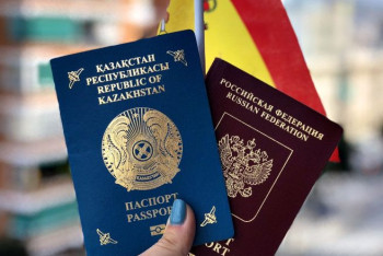 Фотография к новости: Женщину выдворили из Казахстана за двойное гражданство