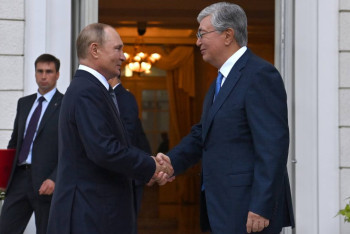 Фотография к новости: “Это была сверка часов в спокойной обстановке”. Эксперт о встрече Токаева и Путина в Сочи