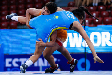 Фотография к новости: Два "серебра" завоевали казахстанки на чемпионате мира по женской борьбе в Болгарии