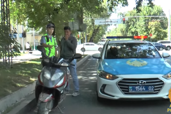 Фотография к новости: В четыре раза возросло количество ДТП с мопедами и самокатами в Алматы — полиция