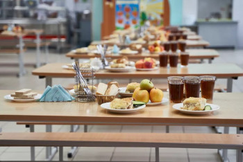 Фотография к новости: На школьное питание в Алматы выделили 5,3 миллиарда тенге