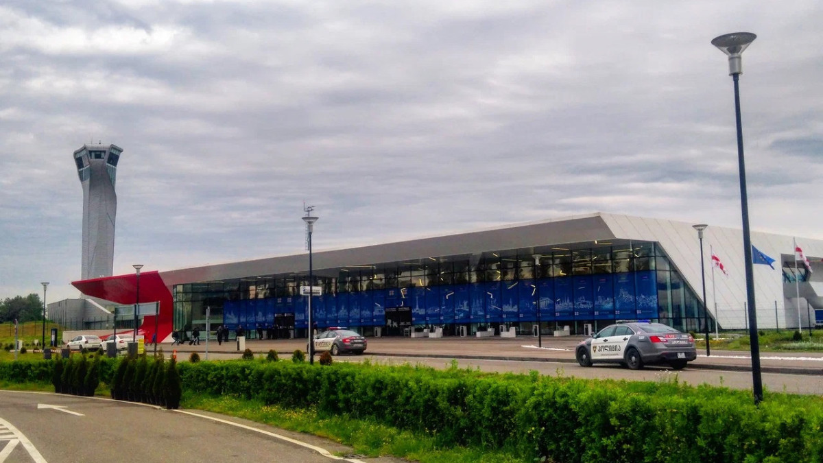 Рейсы FlyArystan в Кутаиси перенаправят из-за ремонта аэропорта