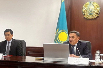 Фотография к новости: Полицейские напомнили педагогам о соблюдении законодательства РК