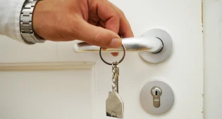 Для молодых учителей и врачей введут спецквоту по программе &quot;Алматы жастары&quot;