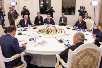 Фотография к новости: Использование нацвалют при взаимной торговле обсуждают главы правительств стран ЕАЭС в Кыргызстане