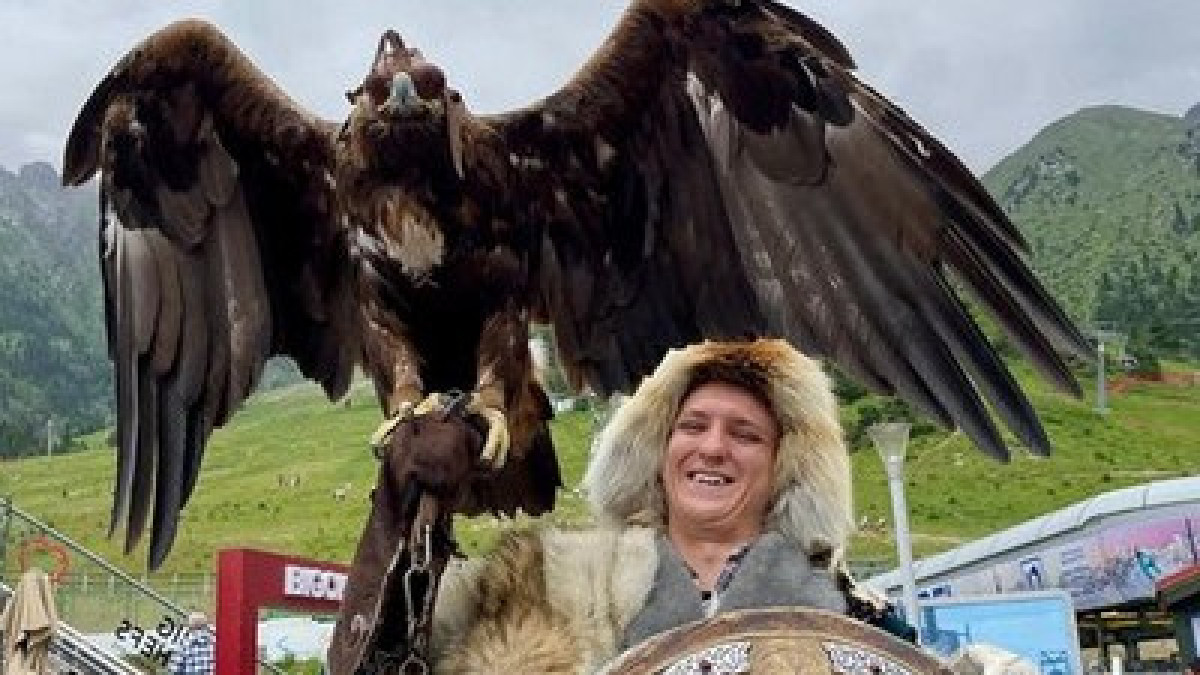 instagram.com/ekurchanov/