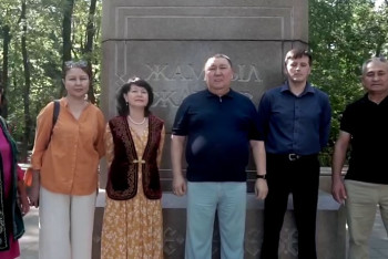 Фотография к новости: Казахская диаспора в Украине поздравила казахстанцев с Днем Конституции