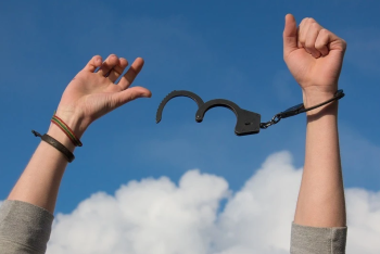 Амнистию проведут для участников январских событий в Казахстане