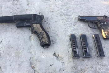 Фотография к новости: Пистолеты и патроны нашли сотрудники ДУИС в Алматинской области