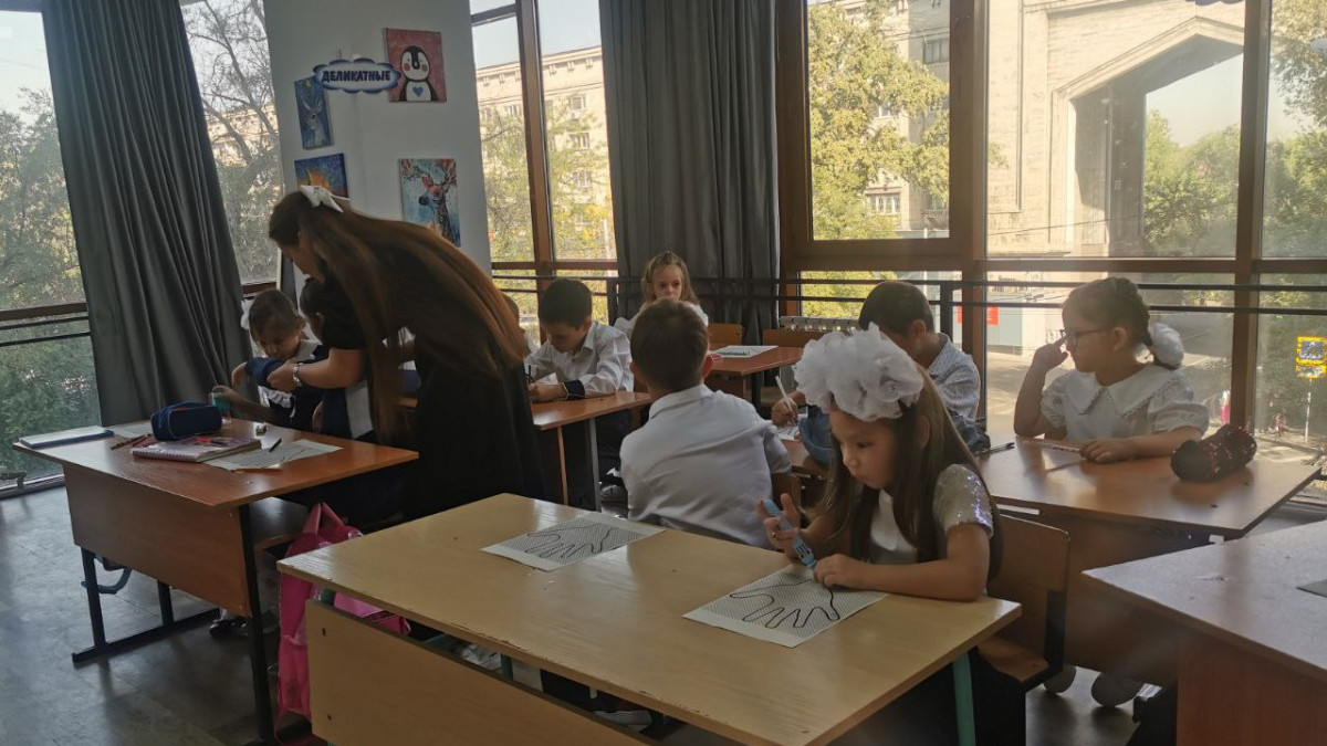 Нельзя выключать особенных детей из общества. Как работают инклюзивные школы в Казахстане