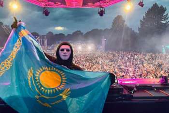 Фотография к новости: Готовьте казахстанские флаги – Imanbek анонсировал продолжение тура Rahmet