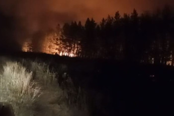 Фотография к новости: Пожары в Костанайской области: начата эвакуация сельчан, есть угроза возгорания нефтебазы