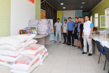 Фотография к новости: Волонтёры "Жастар Рухы" из Туркестанской области выезжают в Костанай