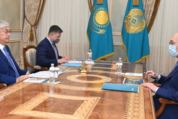 Фотография к новости: Президенту доложили о работе МФЦА