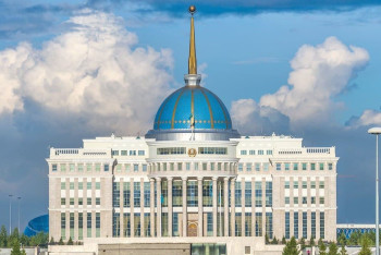 Фотография к новости: О мерах по стабилизации ситуации на рынке ГСМ доложили Токаеву