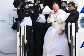 Фотография к новости: Глава католической церкви в РК:  визит Папы Римского — великое благословение