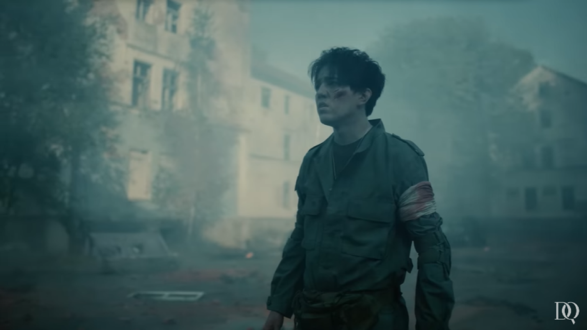 Кадр из клипа