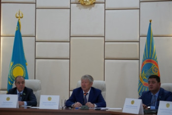 Фотография к новости: Депутаты маслихатов обратились к казахстанцам