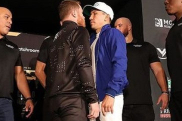 Фотография к новости: Головкин и "Канело" провели дуэль взглядов перед третьим боем в Лас-Вегасе