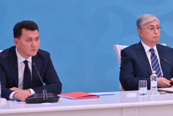 Фотография к новости: Принятый пакет реформ замыкает процесс трансформации политической системы - Ерлан Карин