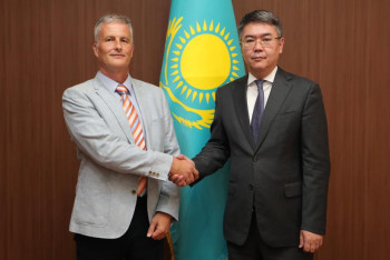 Фотография к новости: Парк солнечной энергии предложил построить в Атырау венгерский инвестор