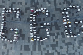 Флеш-мобом в поддержку Головкина завершился субботник на территории EXPO