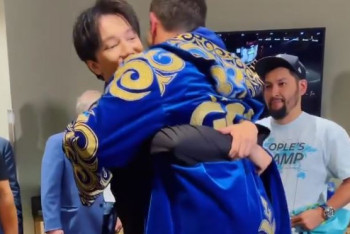 Фотография к новости: Димаш Кудайберген опубликовал видео встречи с Головкиным после боя