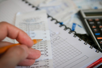 Фотография к новости: В каких регионах Казахстана доходы семей превышают расходы — статистика